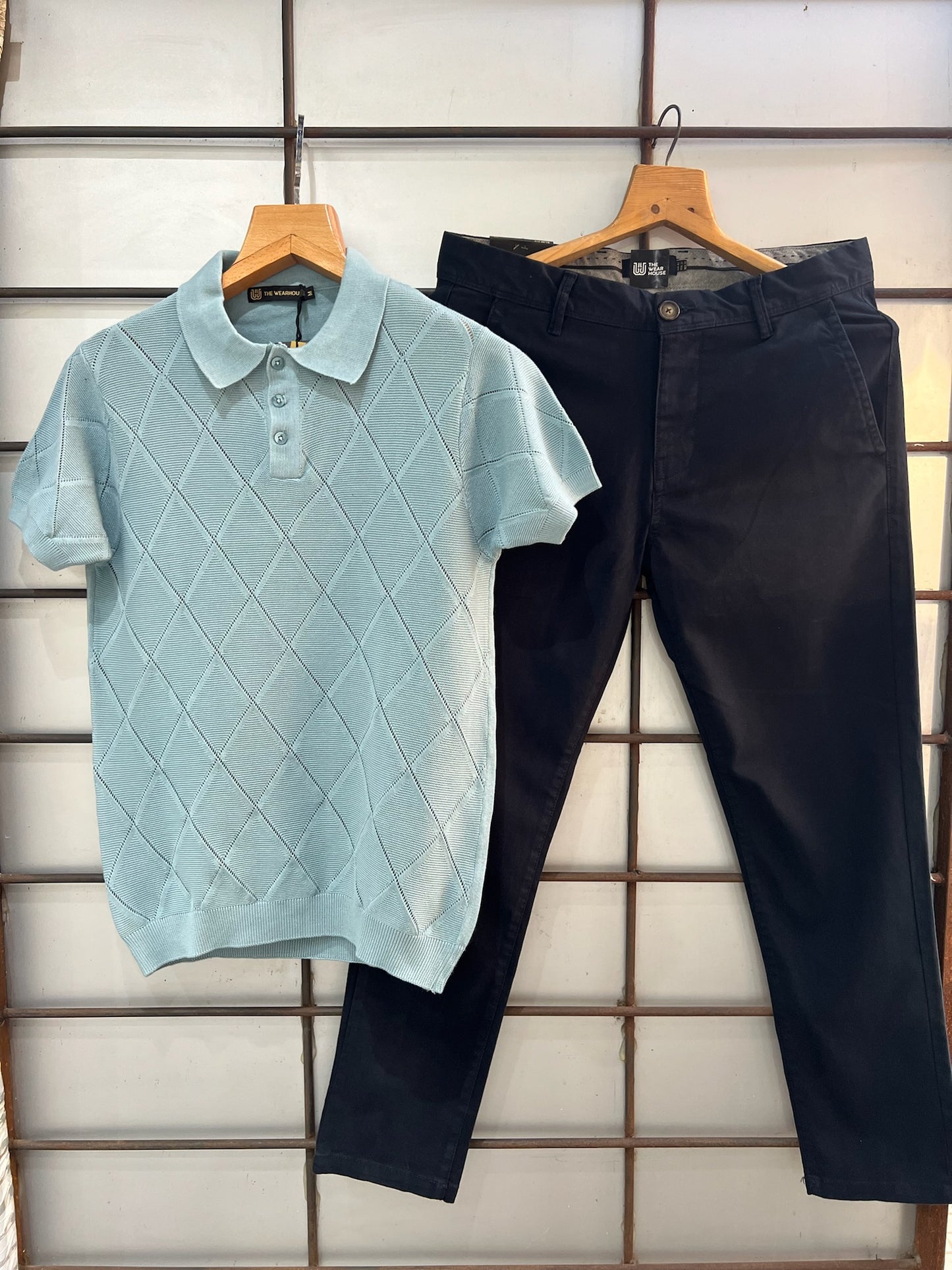 Textured knit shirt with Denims